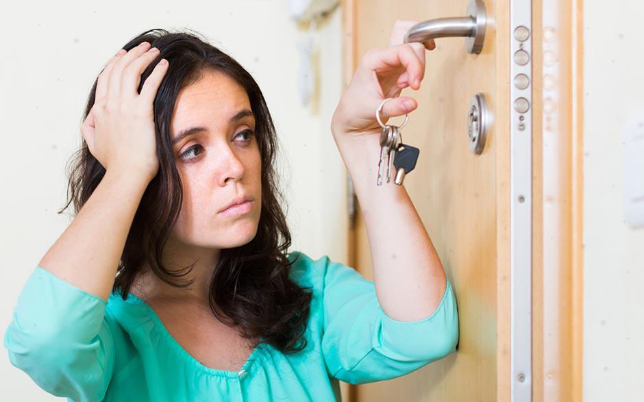 ouvrir une porte avec clé à l intérieur Paris